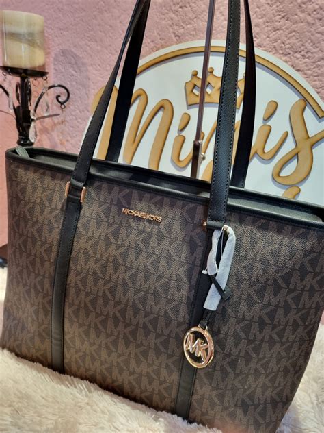 lo mas nuevo en bolsas michael kors|Michael Kors bags for women.